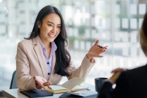 Kamu Pemimpin yang Ikut Berpikir, atau Hanya Ikut Arus